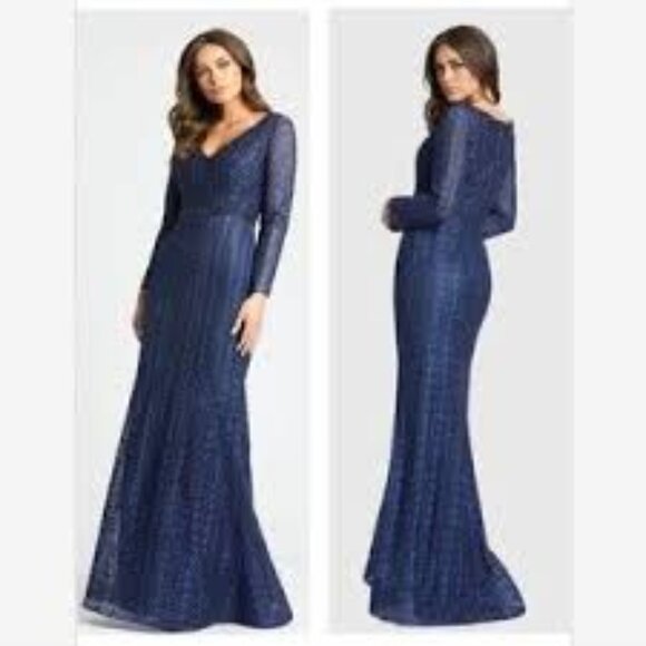 19 - MAC DIGGA; NWT EMBROIDERED LONG SLEEVE V NECK TRUMPET GOWN